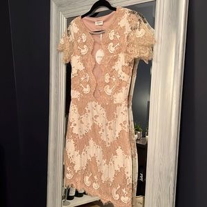 Storia NWT Lace Dress Cream/Nude